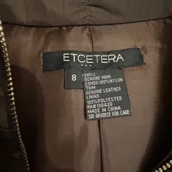 Women's Etcetera Size M Zip Up Faux Fur Vest - Picture 2 of 3